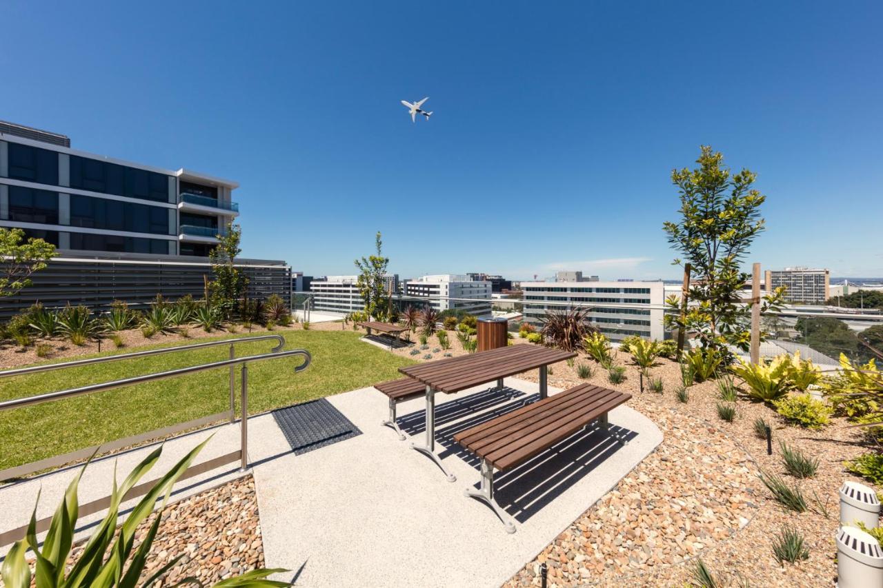 Meriton Suites Mascot Central Сідней Екстер'єр фото Rooftop garden